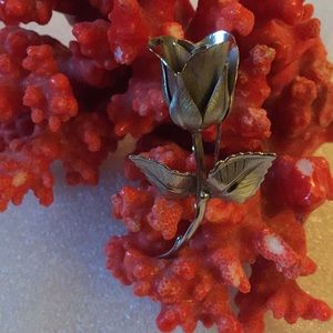 Vintage Giovanni rose brooch